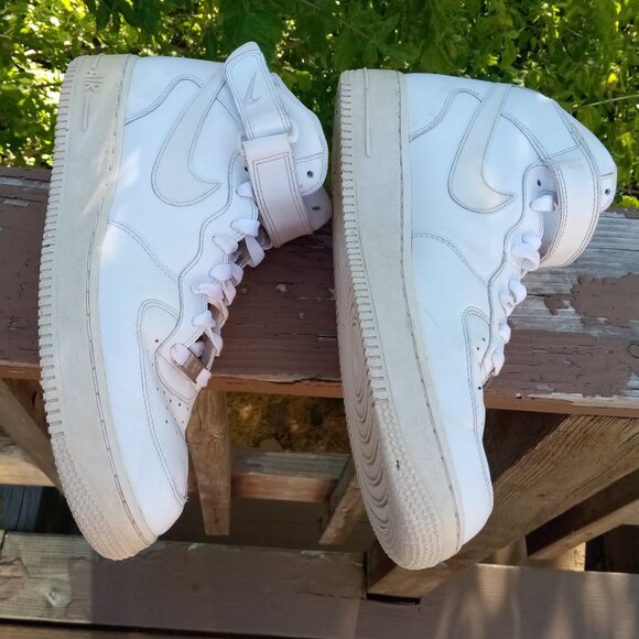 Nike Air AF-1 white sneakers sz 10 1/2 - Picture 5 of 16